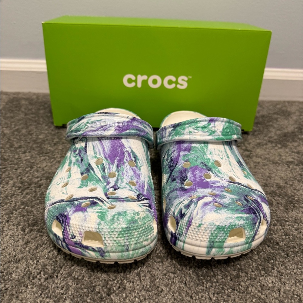 Crocs Classic marbled clogs size 8